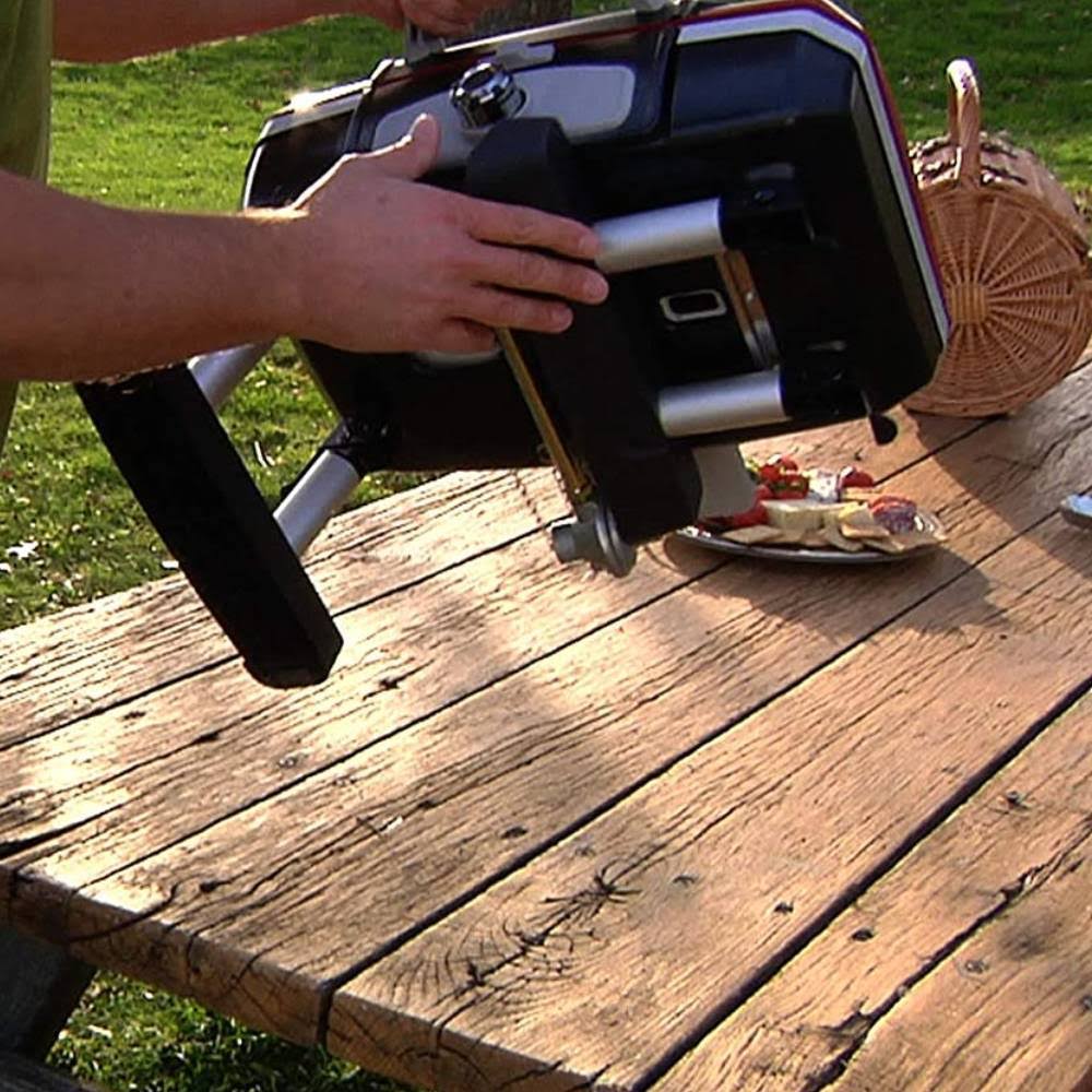 Portable Tabletop Gas Grill Red R704