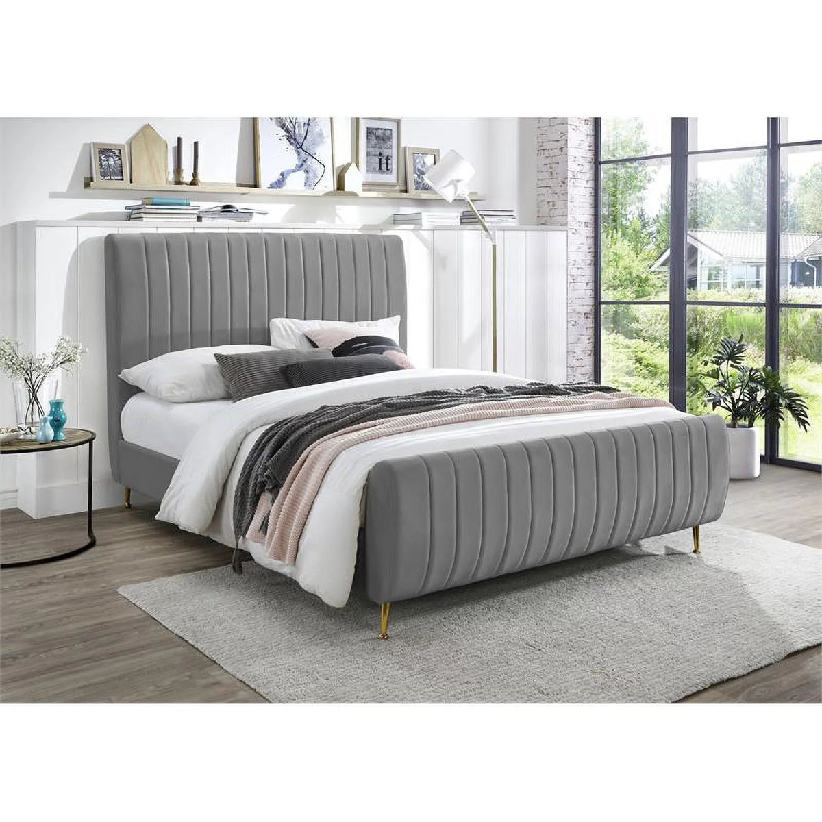 Gray Velvet Queen Bed Y564551