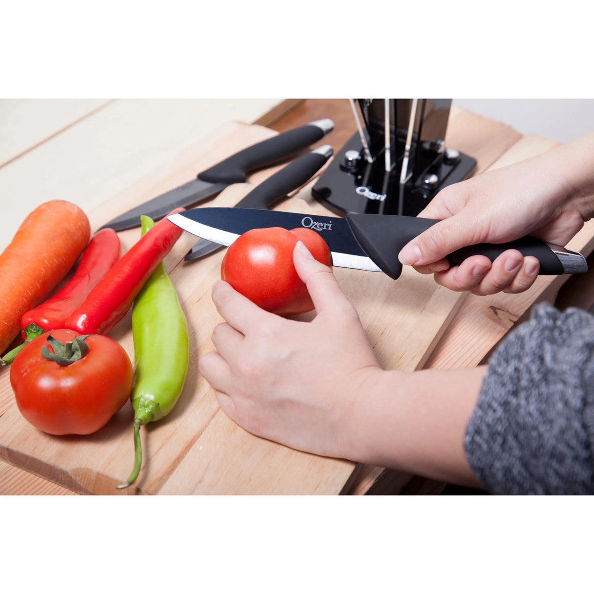Black Ceramic 6-Piece Knife Set E98438