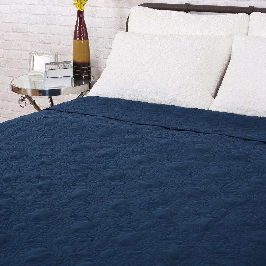 Navy Full/Queen Quilt N5799