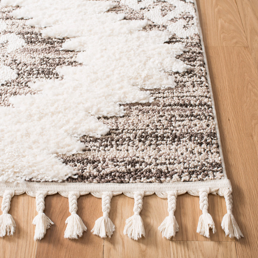 Ivory Brown 8' x 10' Shag Area Rug U426
