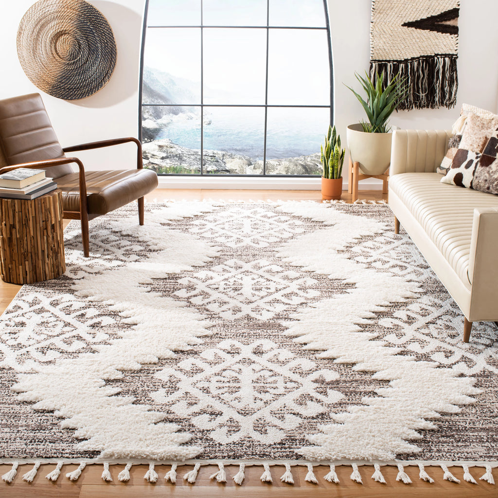 Ivory Brown 8' x 10' Shag Area Rug U426