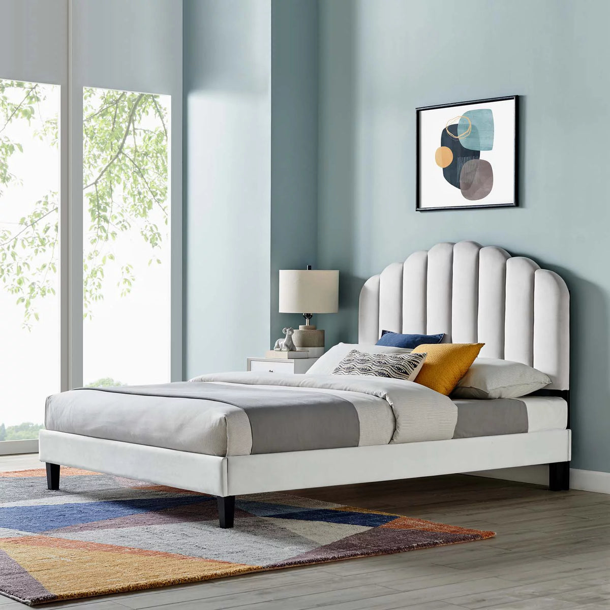 Queen Size Grey Velvet Platform Bed Frame C7461