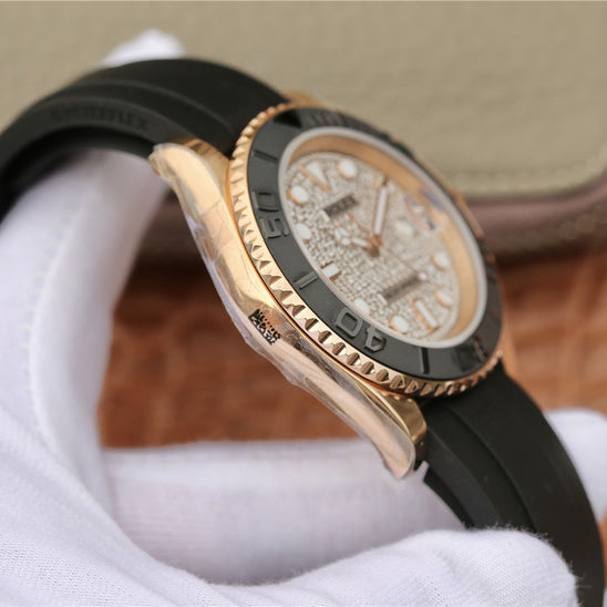 Golden Diamond Dial Rubber Strap 40mm B687