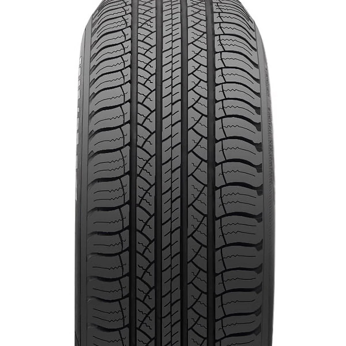 All-Season 245/60R18 105T Tire R560