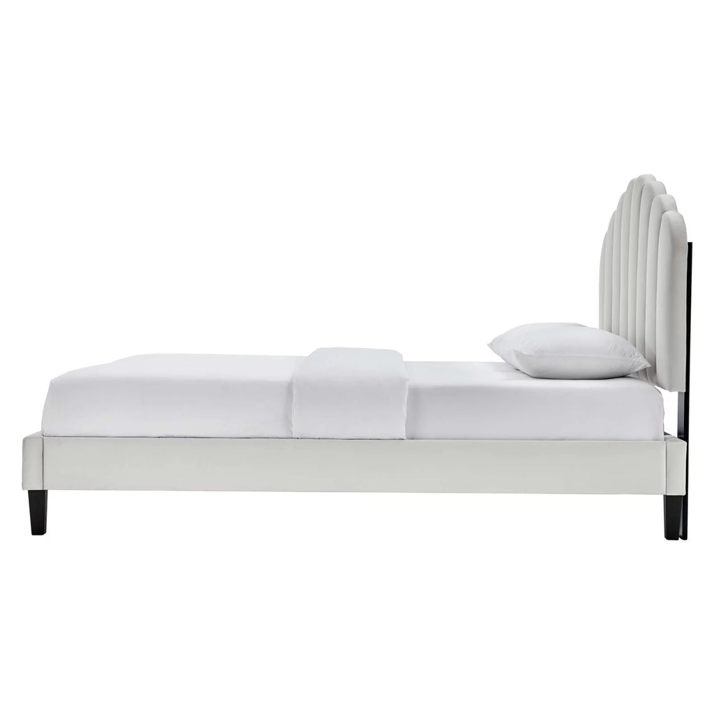 Queen Size Grey Velvet Platform Bed Frame C7461